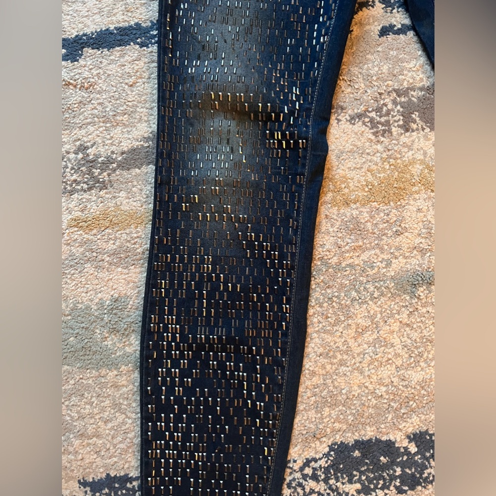 Authentic MET Jeans with Appliqué - Picture 9 of 12